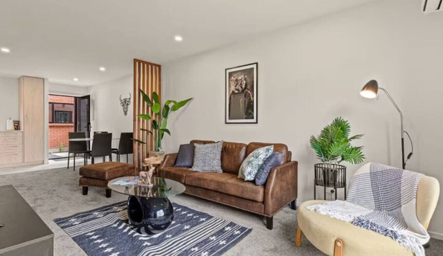 Comfortable Family Home in Auckland