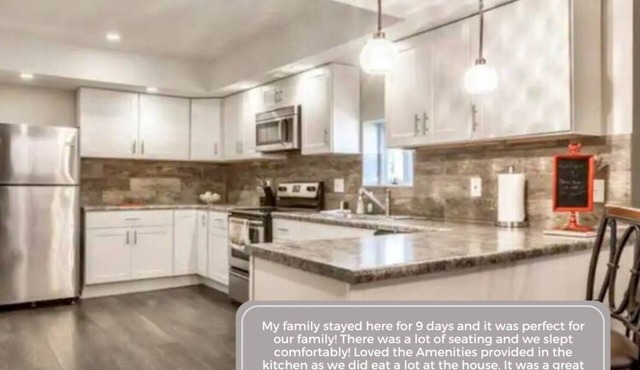 Completely updated home a few blocks from the Historic Independence Square in Independence