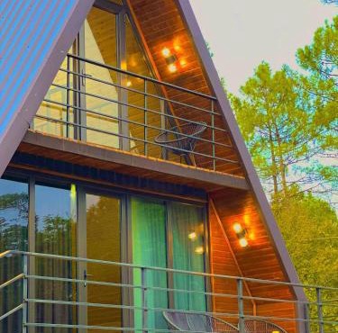 Cozy wooden forest cottage in 1 km from Kutaisi in Kutaisi