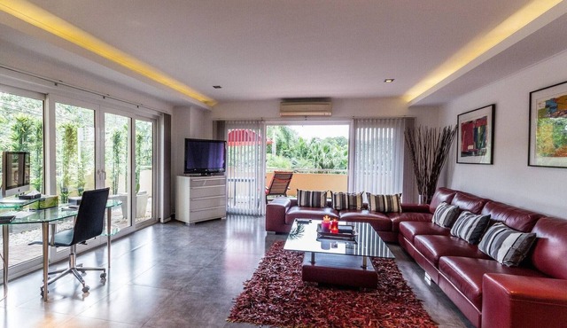 Dasiri Beach Apartment Wongamat in Muang Pattaya