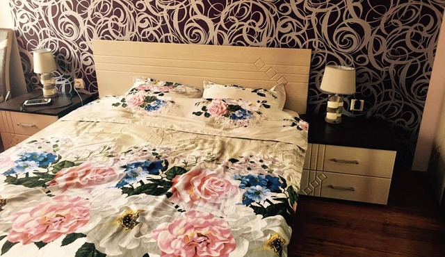 De Lux brand new 2 bedroom apartment. 5 min. walking to the beach