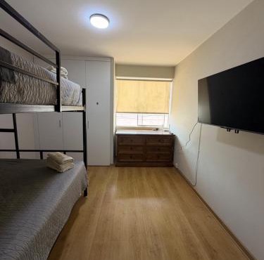 Departamento 17 personas San Isidro in Lima