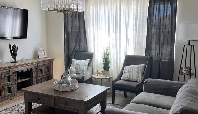 Enjoyable Guest Suite in Lancaster in Lancaster