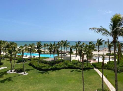 Exclusive beach front apartments in Aquamarina, Cap Cana in Punta Cana