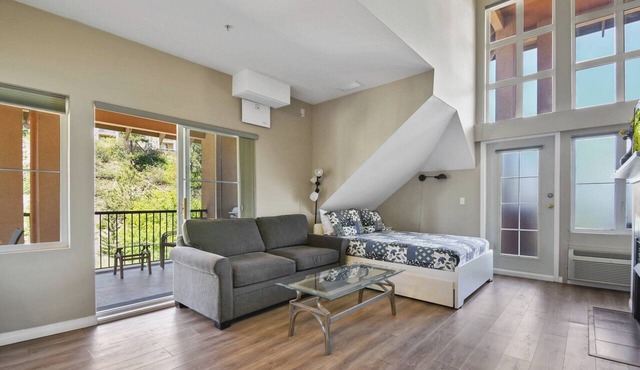 Executive Studio - 314B in Kelowna