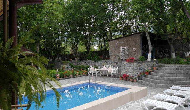 Family Hotel Lago & Wine Cellar in Lagodekhi