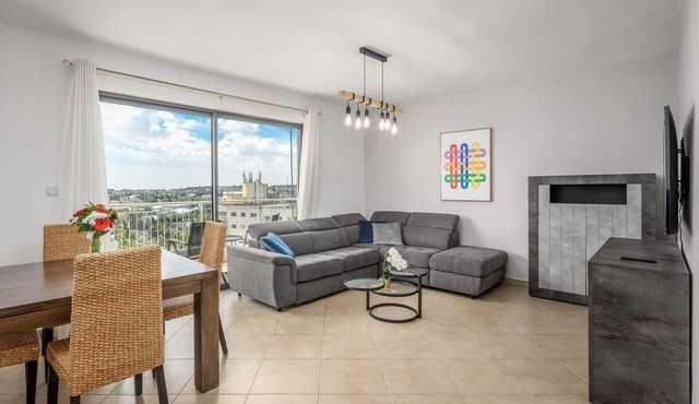 Full Option 3br next King David in Jerusalem
