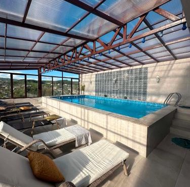 Hotel Legiandro Surami