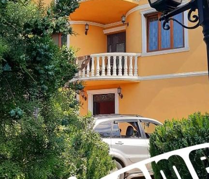 House Nika