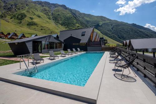 Kazbegi Targmani Cottages in Kazbegi
