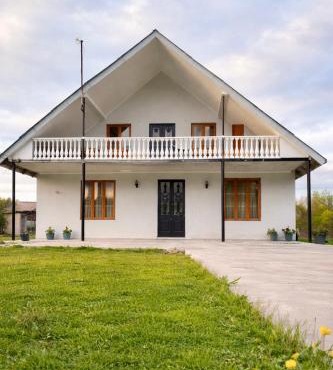 Kutaisi Airport Guest House Bashi