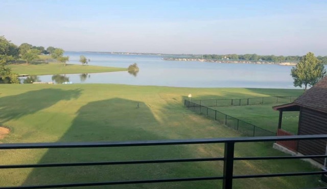 Lakefront Property with Water Toys, Lake Lewisville. in Frisco