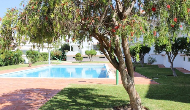 Large apartment, sleeps 6, close to the town center and the beach in Albufeira