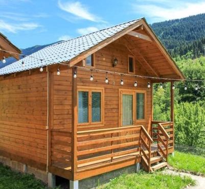 LogInn Cabin 6 Cozy Wooden Cottage in Mestia