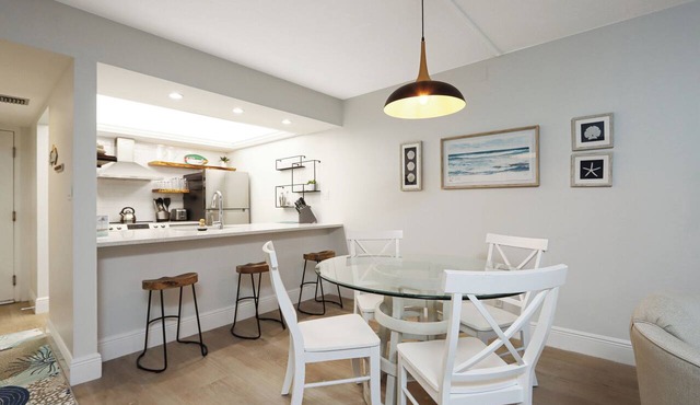 Lovely Vacation Rental Condo On Sanibel - Sundial F205 in Sanibel