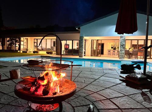 Luxurious, spacious & central in Sandton