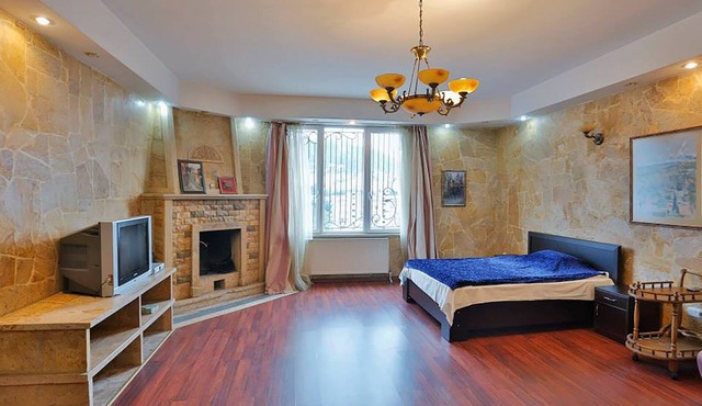 Luxury house with nice view in Tbilisi