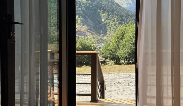 Mestia POV Luxury Cabins