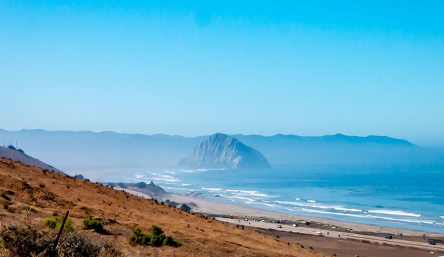 Morro Bay View Home . Get 5 days free when you book 25 in Cayucos