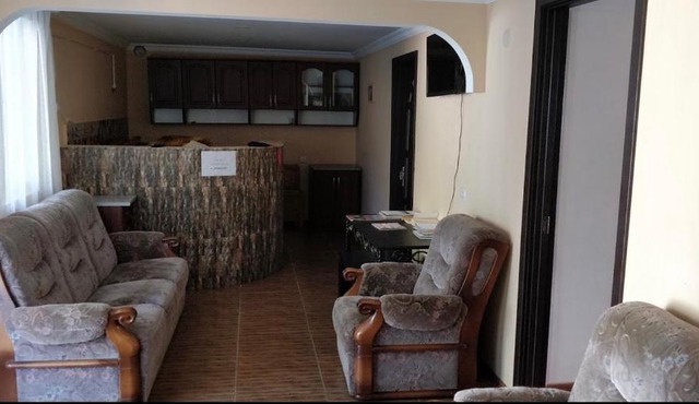 Nunu's Guesthouse