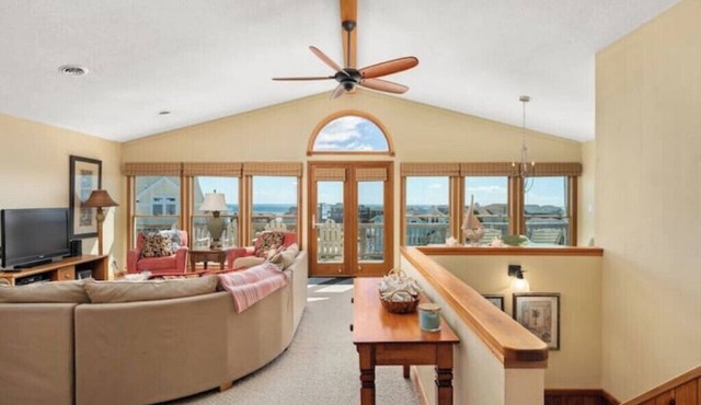 OceanSound - 500 Feet to the Ocean in Duck, NC! in Kitty Hawk