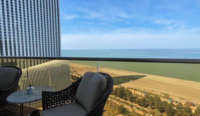 ONYX apartment with sea view