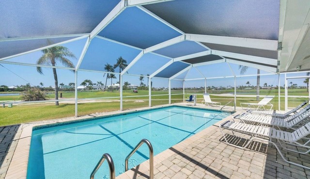 Osprey Hideaway: Pet-Friendly Island Home w/Pool! in Sanibel