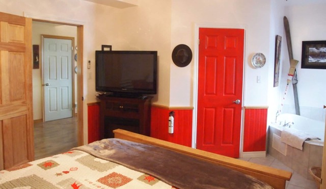 Our Valley View Bed & Breakfast in Clarington