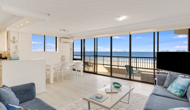 Pelican Sands 401 - Absolute Beachfront at Tugun - Min. 3 night stays! in Tugun