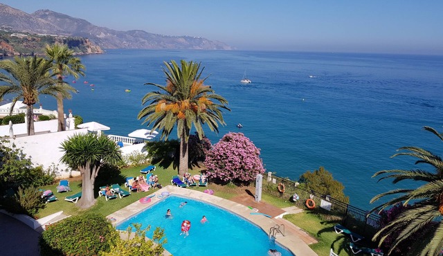 Penthouse Overlooking Mediterranean with A/C VFT/MA/06432 in Nerja