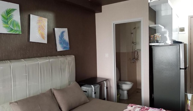 Podomoro golf view apartemen room cozy in Tjimanggis