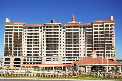 Seaside Bliss Tilghman Beach & Golf Resort Condo in Myrtle Beach