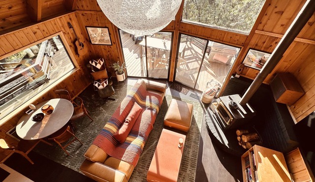 Secluded A-frame Cabin in Idyllwild on 8 acres/4 miles from Town/Sleeps 6 in Banning