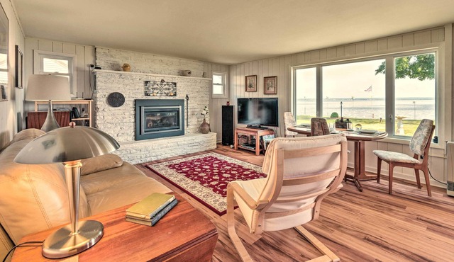 Serene Lakefront Chittenango Escape w/ Patio! in Chittenango