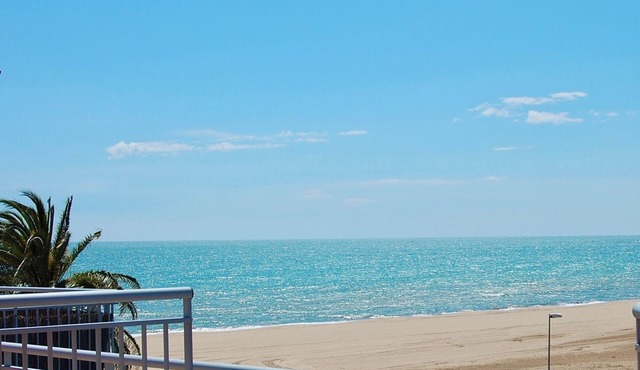 SOLIAIR BEACHFRONT CASTELLDEFELS in Castelldefels
