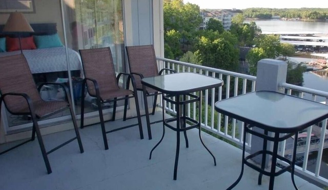 Spacious 3 BR Penthouse Townhouse in Lake Ozark