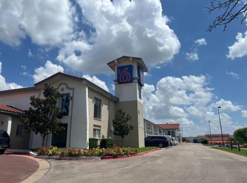 Studio 6 Suites Euless, TX – DFW West in Euless