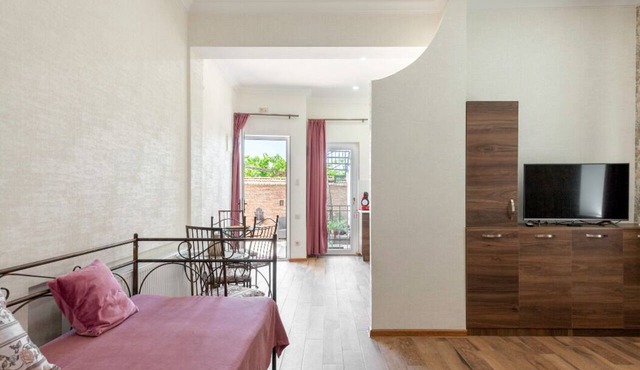Studio Apartment on top of old Tbilisi with a 180 degree View of the city
