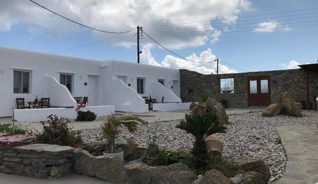 Studios Kumarou in Glastros
