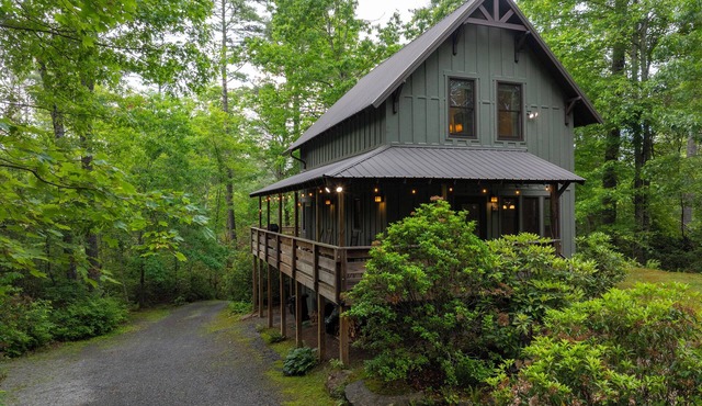 Summer Haven - Your Adventure Retreat near Dupont and Pisgah National Forests in Cedar Mountain