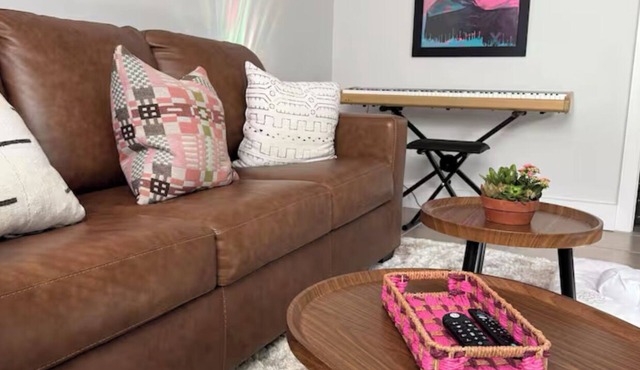 Super Clean & Cozy 2-bedroom house in lovely Salt Lake City in Salt Lake City