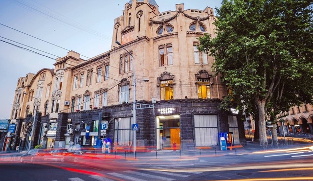 Tbilisi Legend – Rustaveli 37