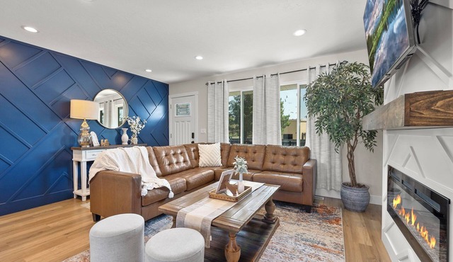 The Comfy Rambler- 6 bd 3 bath House in Orem