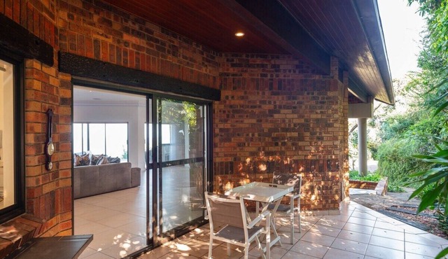 This house is a 3 bedroom(s), 2 bathrooms, located in Dolphin Coast, KwaZulu-Natal. in Dolphin Coast