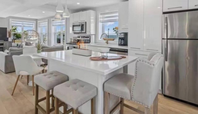 Two bedroom, 1.5 bath Summerside retreat located directly on the boardwalk. in Summerside