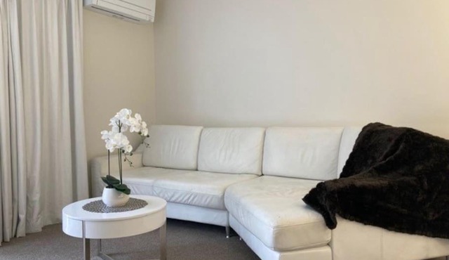 Two Bedroom Guest House in Remuera Auckland in Auckland