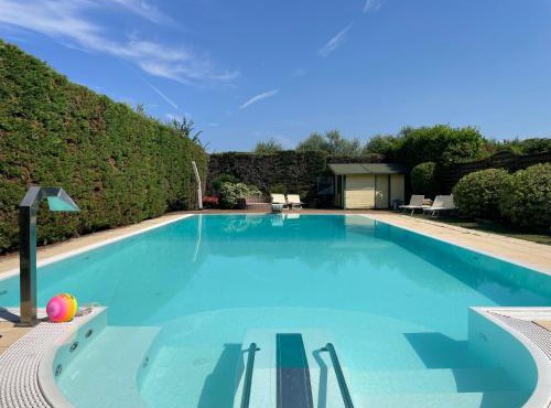 Villa con piscina e palestra a Rimini in Rimini
