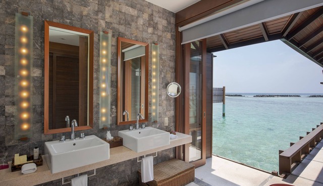 Villa Nautica Paradise Island Resort