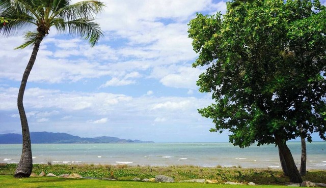 Watermark Luxury Pool | Oceanfront | 2Bed 2Bath Apt in North Ward