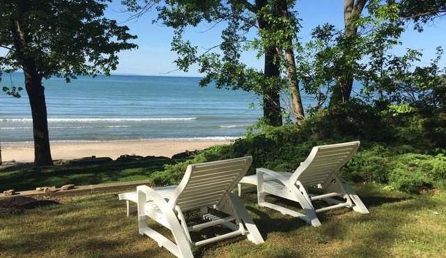 White Sand Beach Paradise In Canada's South Coast in Fort Erie